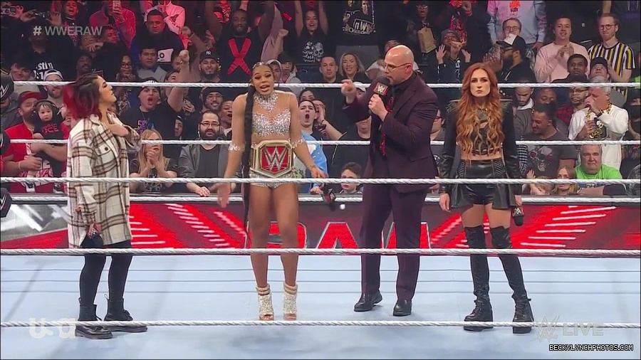 WWE_Monday_Night_Raw_2023_02_13_720p_HDTV_x264-NWCHD_mp4_000516949.jpg