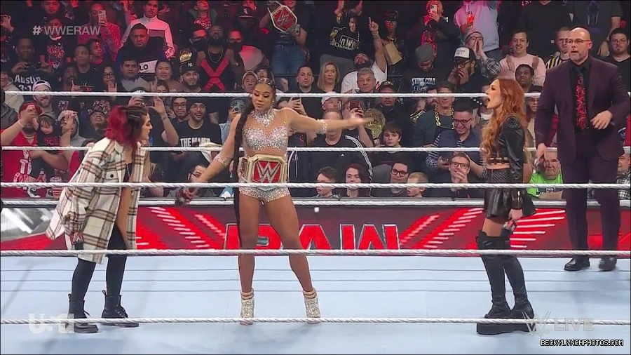 WWE_Monday_Night_Raw_2023_02_13_720p_HDTV_x264-NWCHD_mp4_000525358.jpg