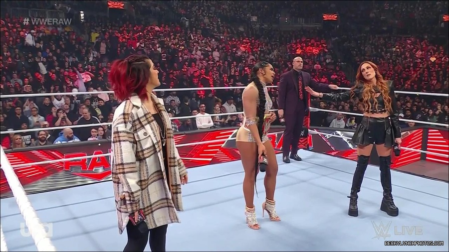 WWE_Monday_Night_Raw_2023_02_13_720p_HDTV_x264-NWCHD_mp4_000534567.jpg