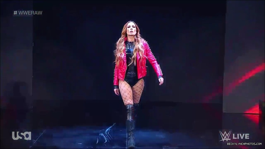 WWE_Monday_Night_Raw_2023_02_13_720p_HDTV_x264-NWCHD_mp4_007066130.jpg