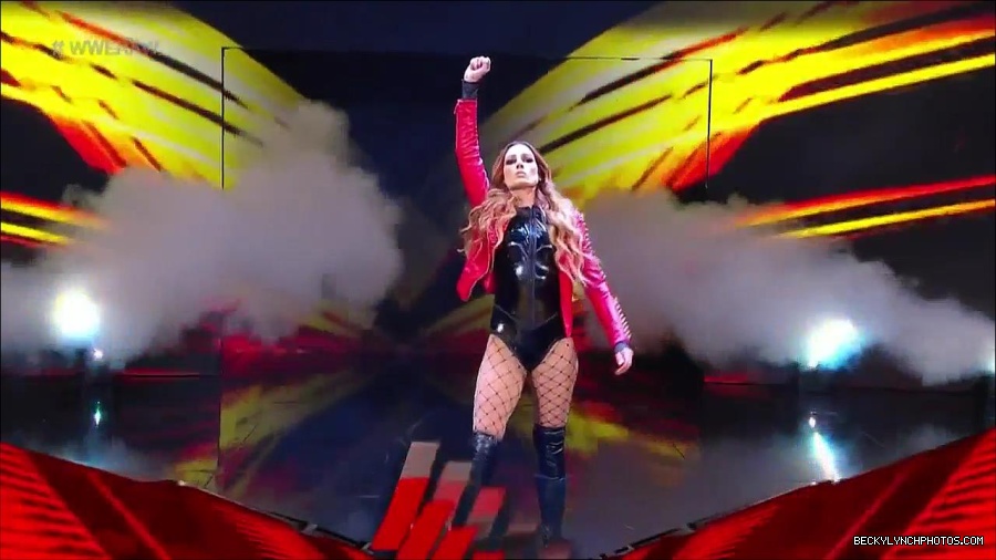 WWE_Monday_Night_Raw_2023_02_13_720p_HDTV_x264-NWCHD_mp4_007068533.jpg