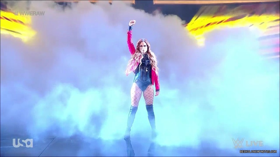 WWE_Monday_Night_Raw_2023_02_13_720p_HDTV_x264-NWCHD_mp4_007074939.jpg