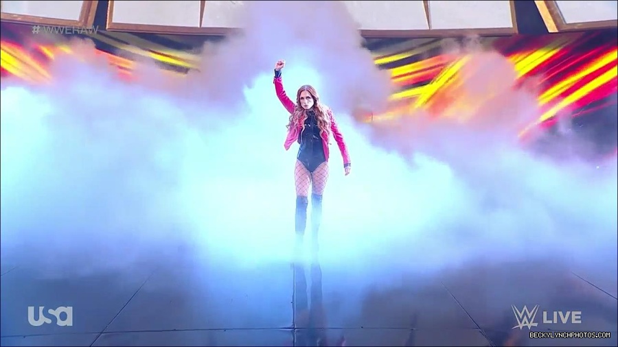 WWE_Monday_Night_Raw_2023_02_13_720p_HDTV_x264-NWCHD_mp4_007076941.jpg