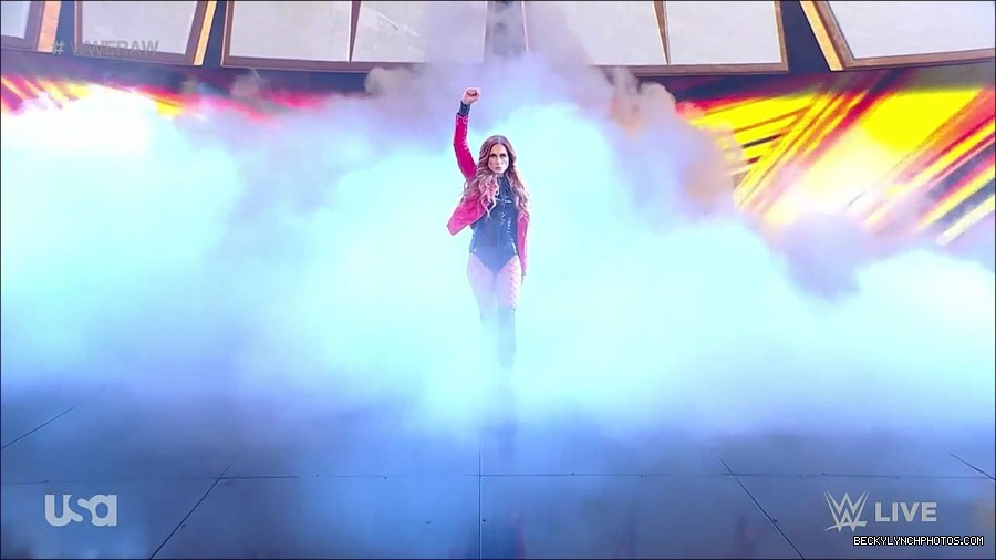 WWE_Monday_Night_Raw_2023_02_13_720p_HDTV_x264-NWCHD_mp4_007077742.jpg