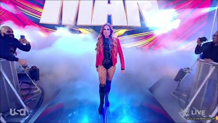 WWE_Monday_Night_Raw_2023_02_13_720p_HDTV_x264-NWCHD_mp4_007083748.jpg