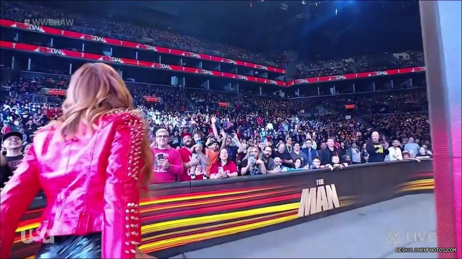 WWE_Monday_Night_Raw_2023_02_13_720p_HDTV_x264-NWCHD_mp4_007093758.jpg