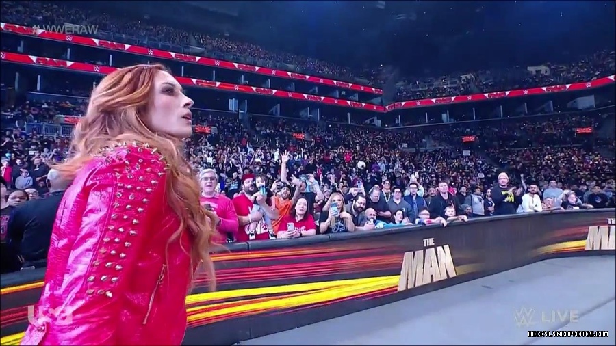 WWE_Monday_Night_Raw_2023_02_13_720p_HDTV_x264-NWCHD_mp4_007094959.jpg
