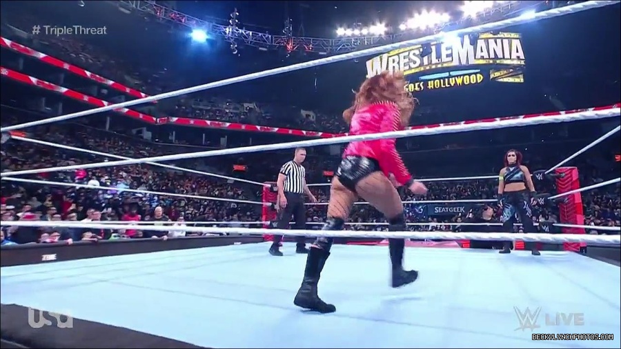 WWE_Monday_Night_Raw_2023_02_13_720p_HDTV_x264-NWCHD_mp4_007102967.jpg