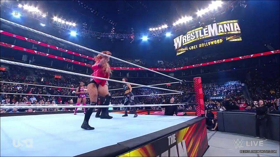 WWE_Monday_Night_Raw_2023_02_13_720p_HDTV_x264-NWCHD_mp4_007110575.jpg