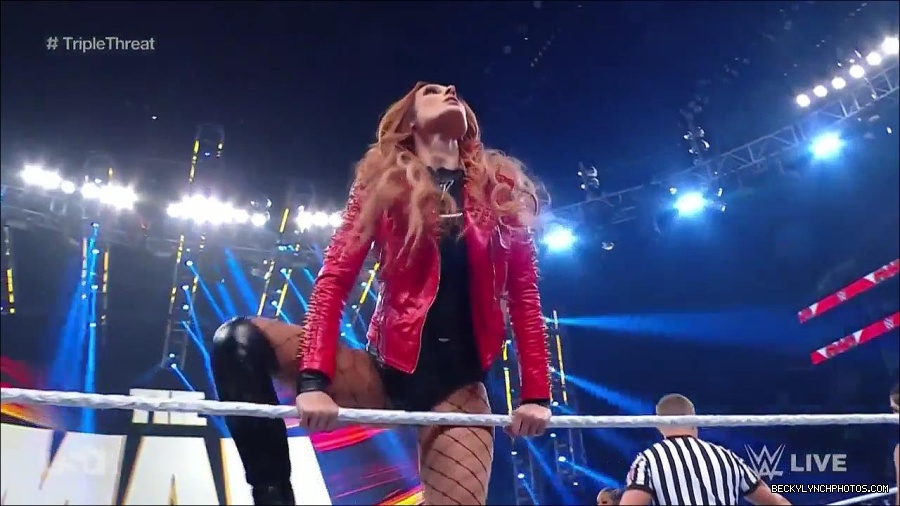 WWE_Monday_Night_Raw_2023_02_13_720p_HDTV_x264-NWCHD_mp4_007114579.jpg