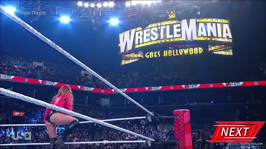 WWE_Monday_Night_Raw_2023_02_13_720p_HDTV_x264-NWCHD_mp4_007118182.jpg