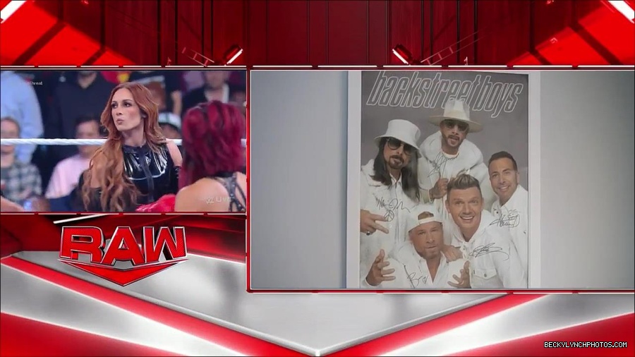 WWE_Monday_Night_Raw_2023_02_13_720p_HDTV_x264-NWCHD_mp4_007140605.jpg