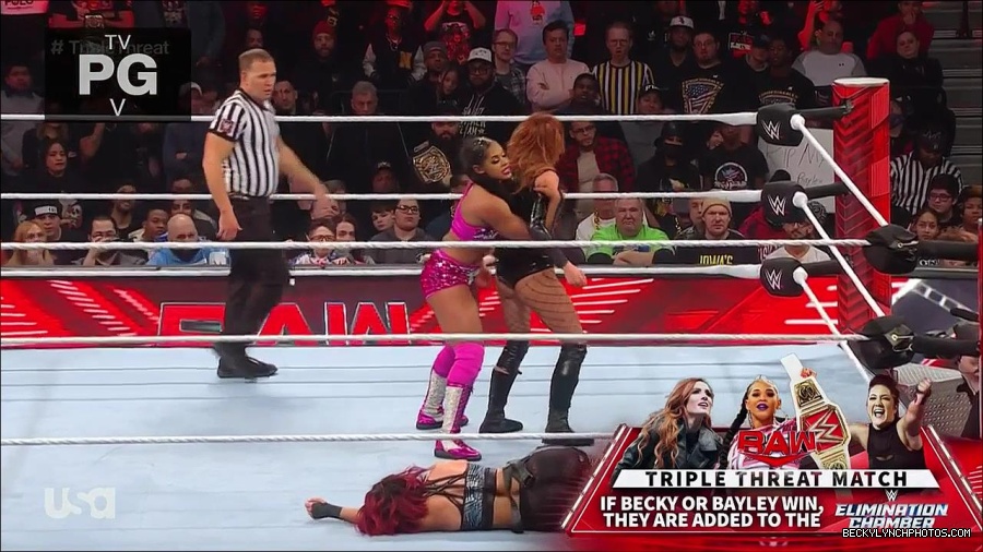 WWE_Monday_Night_Raw_2023_02_13_720p_HDTV_x264-NWCHD_mp4_007851915.jpg