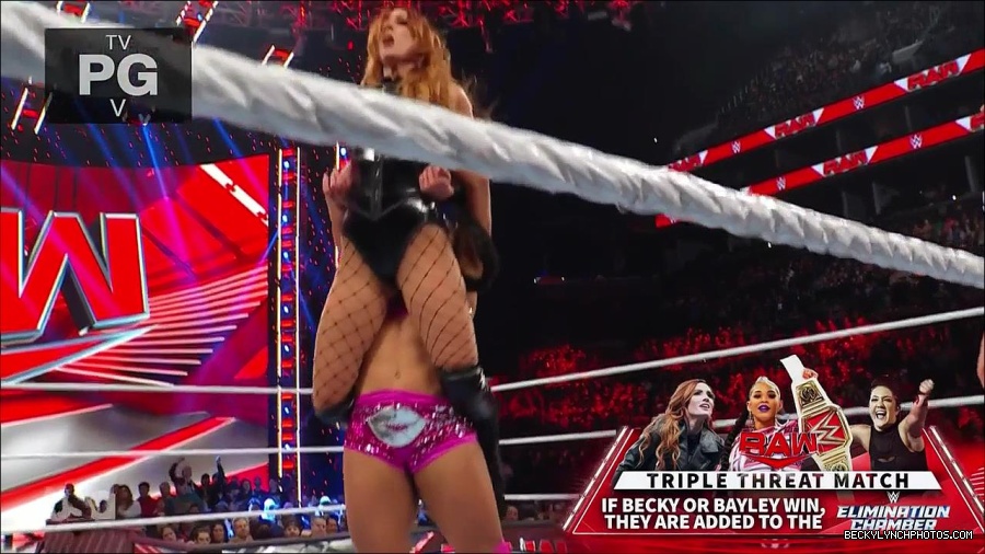 WWE_Monday_Night_Raw_2023_02_13_720p_HDTV_x264-NWCHD_mp4_007854318.jpg
