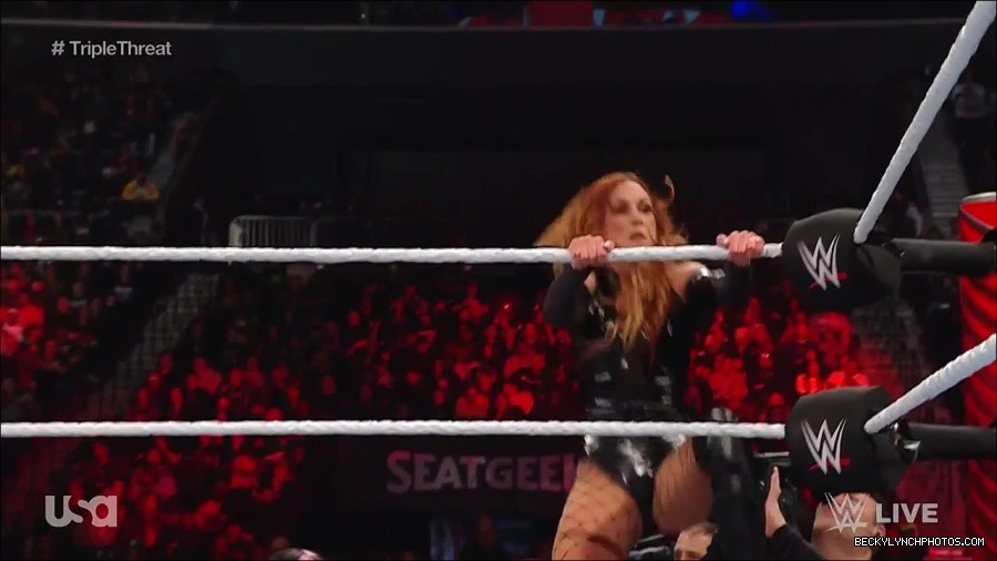 WWE_Monday_Night_Raw_2023_02_13_720p_HDTV_x264-NWCHD_mp4_007866730.jpg