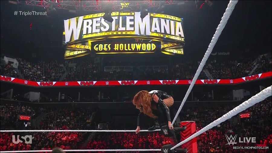 WWE_Monday_Night_Raw_2023_02_13_720p_HDTV_x264-NWCHD_mp4_007870734.jpg