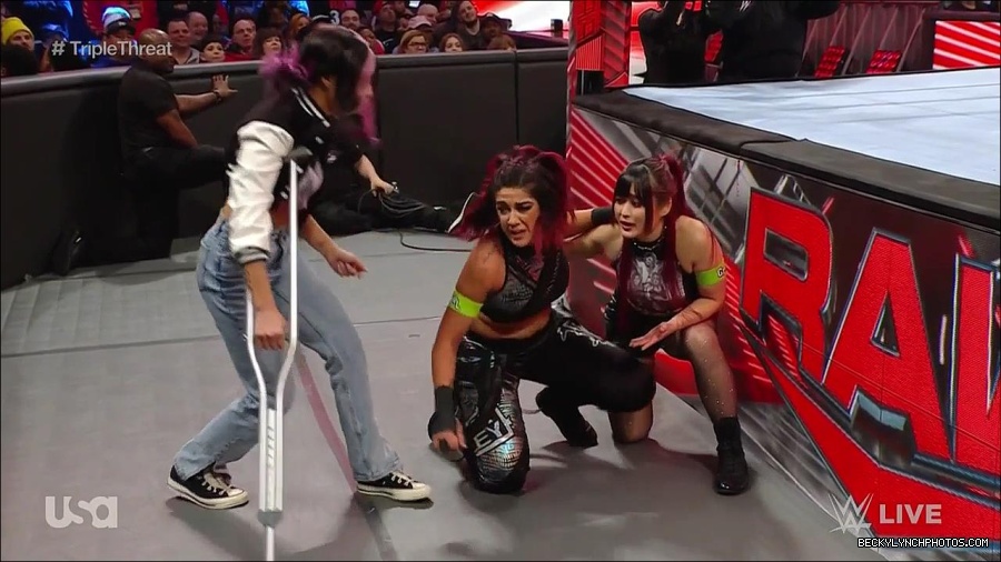 WWE_Monday_Night_Raw_2023_02_13_720p_HDTV_x264-NWCHD_mp4_007879142.jpg