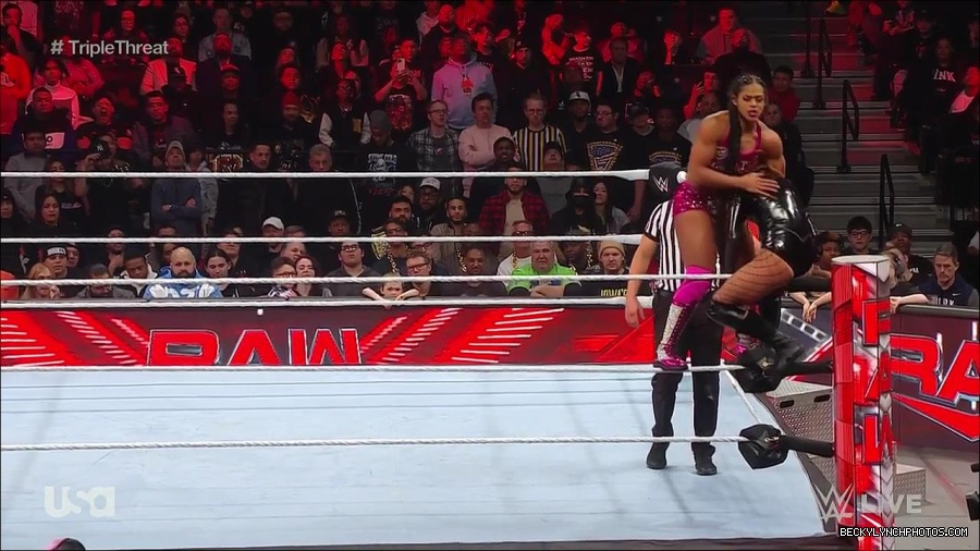 WWE_Monday_Night_Raw_2023_02_13_720p_HDTV_x264-NWCHD_mp4_007880344.jpg