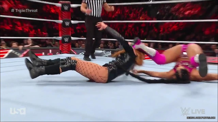 WWE_Monday_Night_Raw_2023_02_13_720p_HDTV_x264-NWCHD_mp4_007891955.jpg