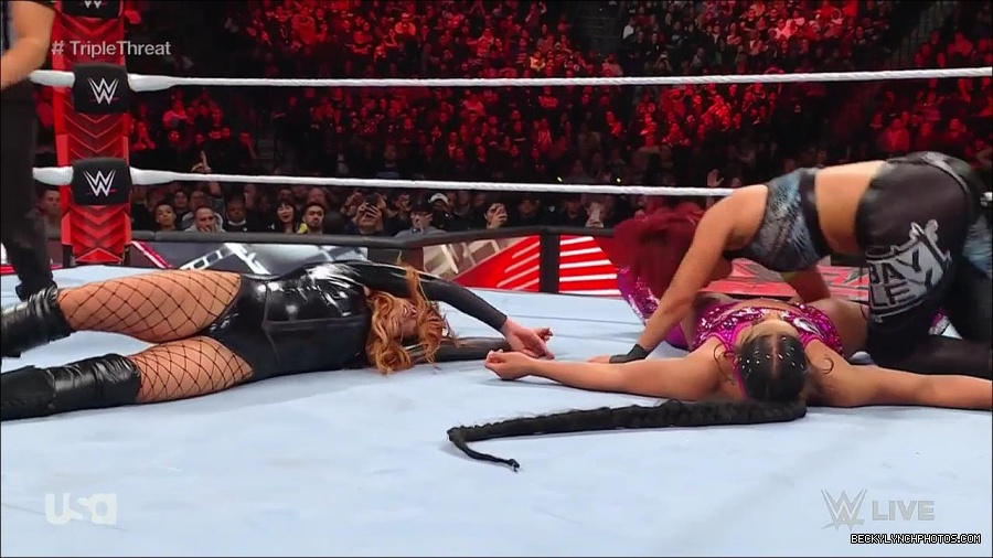 WWE_Monday_Night_Raw_2023_02_13_720p_HDTV_x264-NWCHD_mp4_007893957.jpg