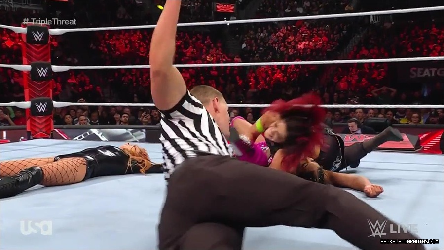 WWE_Monday_Night_Raw_2023_02_13_720p_HDTV_x264-NWCHD_mp4_007895559.jpg