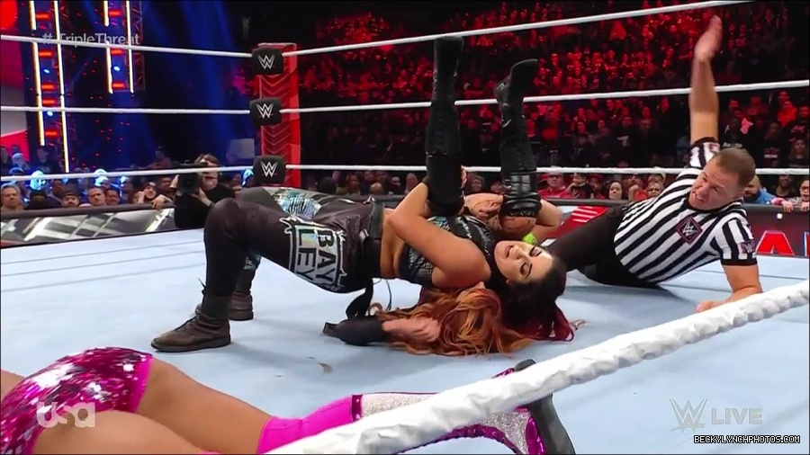 WWE_Monday_Night_Raw_2023_02_13_720p_HDTV_x264-NWCHD_mp4_007901164.jpg