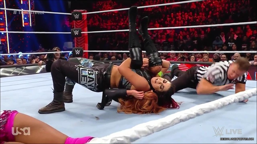 WWE_Monday_Night_Raw_2023_02_13_720p_HDTV_x264-NWCHD_mp4_007901565.jpg
