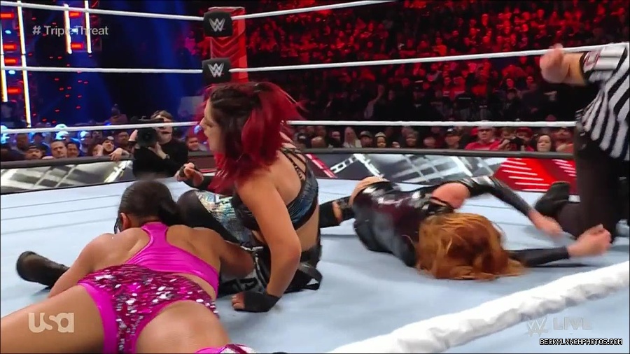 WWE_Monday_Night_Raw_2023_02_13_720p_HDTV_x264-NWCHD_mp4_007902766.jpg