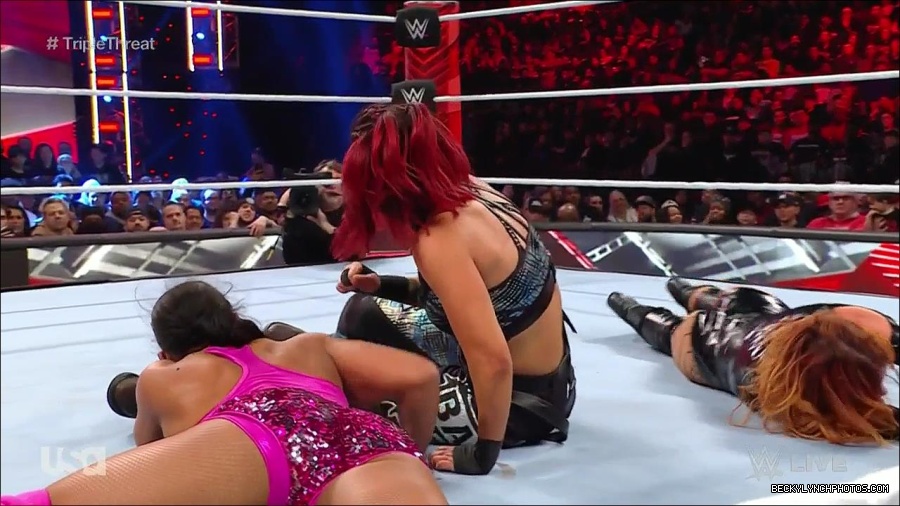 WWE_Monday_Night_Raw_2023_02_13_720p_HDTV_x264-NWCHD_mp4_007903567.jpg
