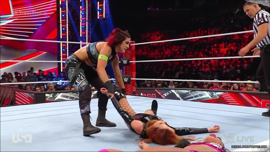 WWE_Monday_Night_Raw_2023_02_13_720p_HDTV_x264-NWCHD_mp4_007923987.jpg