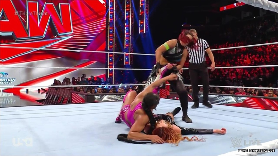 WWE_Monday_Night_Raw_2023_02_13_720p_HDTV_x264-NWCHD_mp4_007929993.jpg