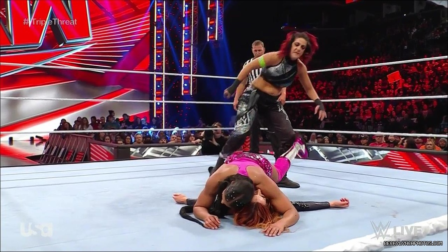 WWE_Monday_Night_Raw_2023_02_13_720p_HDTV_x264-NWCHD_mp4_007931595.jpg