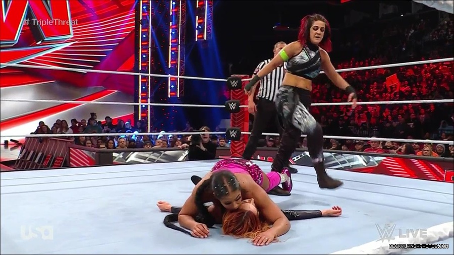 WWE_Monday_Night_Raw_2023_02_13_720p_HDTV_x264-NWCHD_mp4_007932396.jpg
