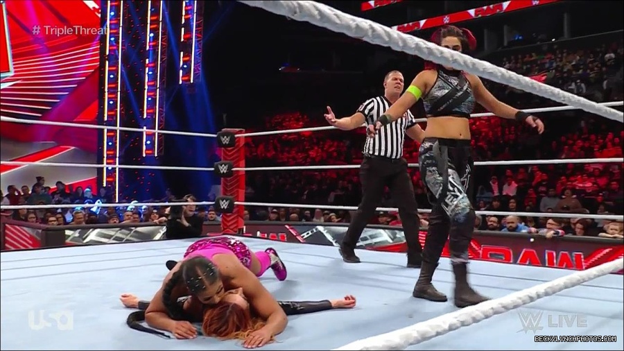 WWE_Monday_Night_Raw_2023_02_13_720p_HDTV_x264-NWCHD_mp4_007933597.jpg