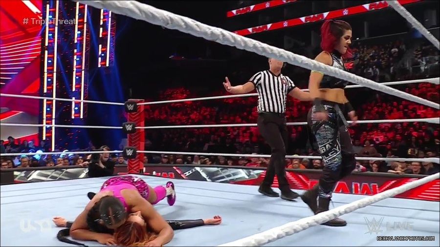 WWE_Monday_Night_Raw_2023_02_13_720p_HDTV_x264-NWCHD_mp4_007933997.jpg