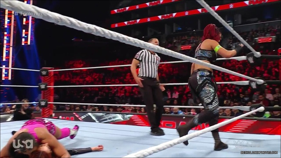 WWE_Monday_Night_Raw_2023_02_13_720p_HDTV_x264-NWCHD_mp4_007934398.jpg