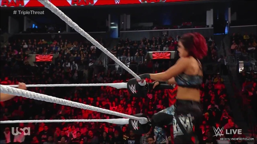 WWE_Monday_Night_Raw_2023_02_13_720p_HDTV_x264-NWCHD_mp4_007936800.jpg