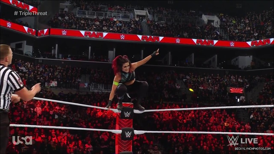 WWE_Monday_Night_Raw_2023_02_13_720p_HDTV_x264-NWCHD_mp4_007943607.jpg