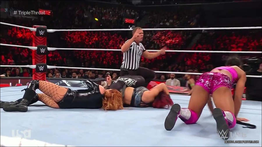 WWE_Monday_Night_Raw_2023_02_13_720p_HDTV_x264-NWCHD_mp4_007951214.jpg