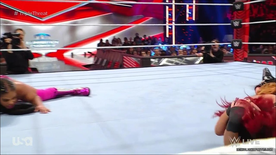 WWE_Monday_Night_Raw_2023_02_13_720p_HDTV_x264-NWCHD_mp4_007952816.jpg