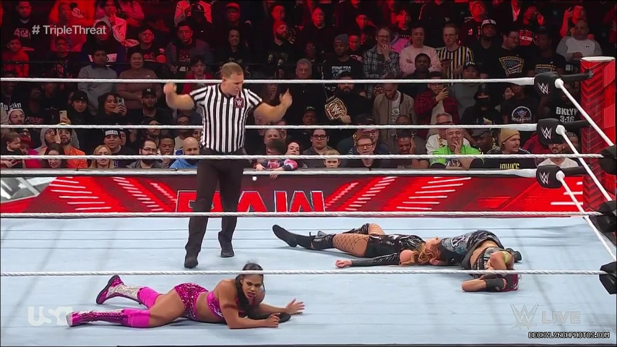 WWE_Monday_Night_Raw_2023_02_13_720p_HDTV_x264-NWCHD_mp4_007955619.jpg