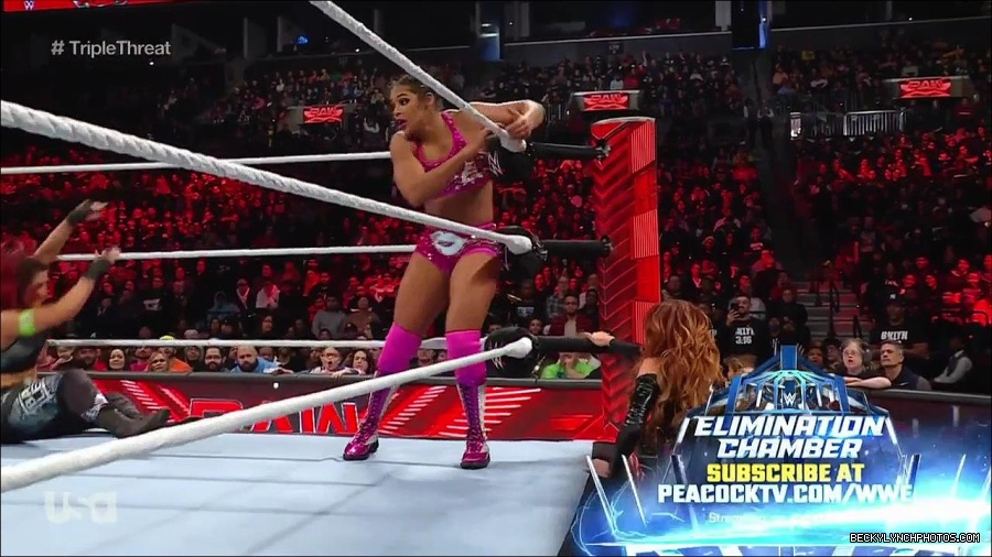 WWE_Monday_Night_Raw_2023_02_13_720p_HDTV_x264-NWCHD_mp4_008032095.jpg