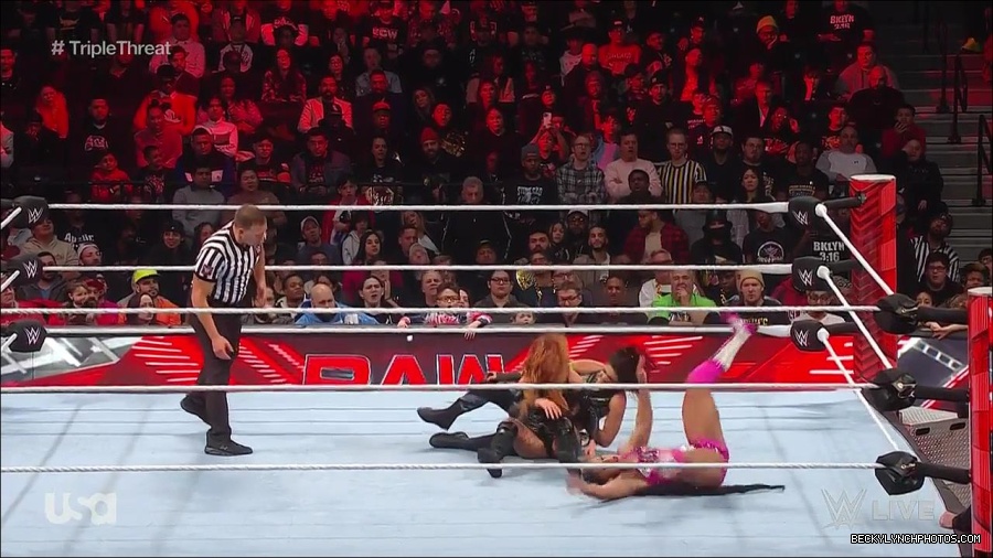 WWE_Monday_Night_Raw_2023_02_13_720p_HDTV_x264-NWCHD_mp4_008044107.jpg