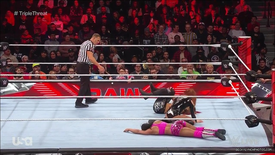 WWE_Monday_Night_Raw_2023_02_13_720p_HDTV_x264-NWCHD_mp4_008045709.jpg