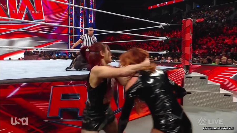 WWE_Monday_Night_Raw_2023_02_13_720p_HDTV_x264-NWCHD_mp4_008057721.jpg
