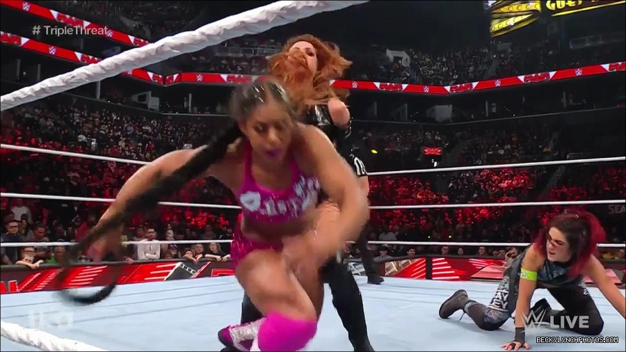 WWE_Monday_Night_Raw_2023_02_13_720p_HDTV_x264-NWCHD_mp4_008214377.jpg