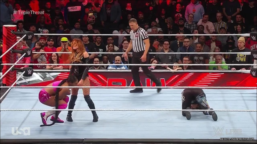 WWE_Monday_Night_Raw_2023_02_13_720p_HDTV_x264-NWCHD_mp4_008224287.jpg