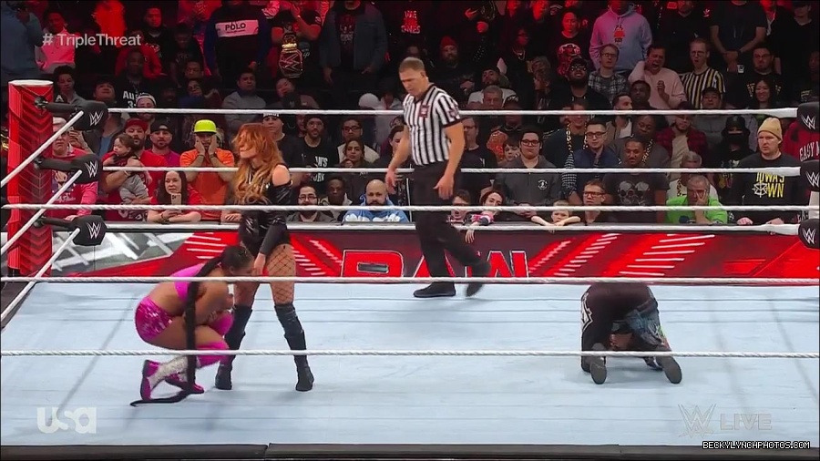 WWE_Monday_Night_Raw_2023_02_13_720p_HDTV_x264-NWCHD_mp4_008224387.jpg