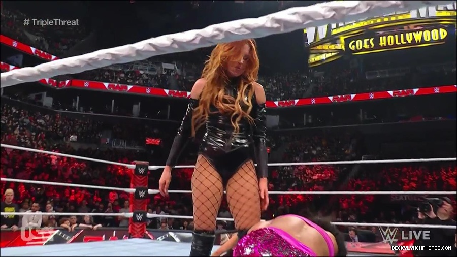 WWE_Monday_Night_Raw_2023_02_13_720p_HDTV_x264-NWCHD_mp4_008225989.jpg