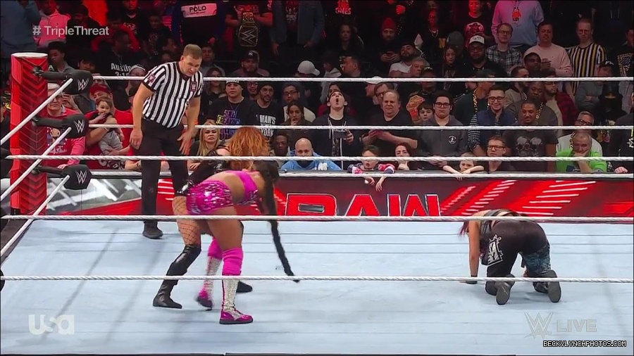 WWE_Monday_Night_Raw_2023_02_13_720p_HDTV_x264-NWCHD_mp4_008229192.jpg